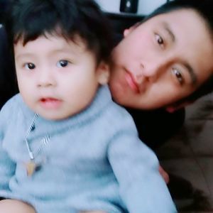 Meet your Posher, Uriel